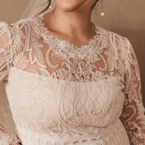 New BHDLN Tadashi Shoji Wedding Gown